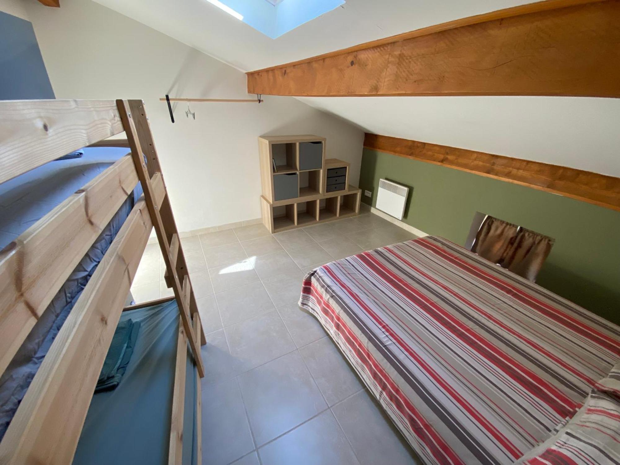 Climatise Au Pied Du Mont Ventoux Apartamento