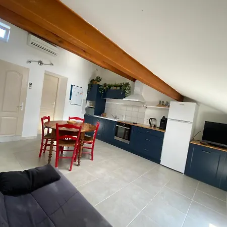 Appartement Climatise Au Pied Du Mont Ventoux Malemort-du-Comtat Extérieur photo