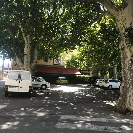Appartement Climatise Au Pied Du Mont Ventoux Malemort-du-Comtat Extérieur photo